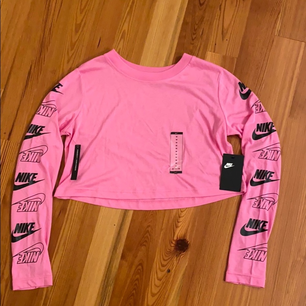 Nike Crop Top